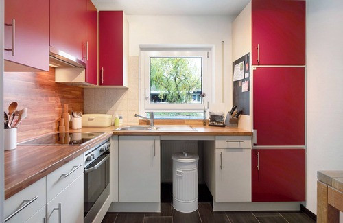 Efringen-Kirchen Apartment | Holiday Apartment 'Dreiländer Blick' with Private Terrace and Wi-Fi
