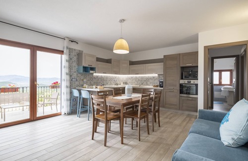 Dorgali Apartment | Holiday Apartment 'Dolcecasa' with Mountain View, Private Terrace & Wi-Fi