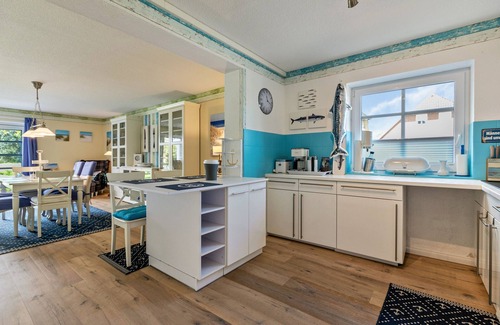 Neudorf Apartment | Holiday Apartment Ebbe with Private Terrace, Shared Garden and Wi-Fi