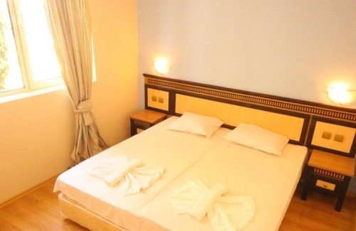 Elenite Apartment | Holiday apartment Elenite for 1 - 5 persons with 1 bedroom - Holiday apartment