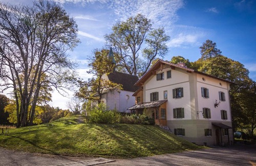 Seeshaupt Apartment | Holiday Apartment "Försterstüberl" with Wi-Fi and Terrace