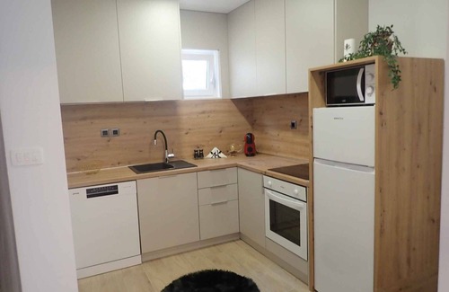 Susica Apartment | Holiday apartment for 9 people with sea views