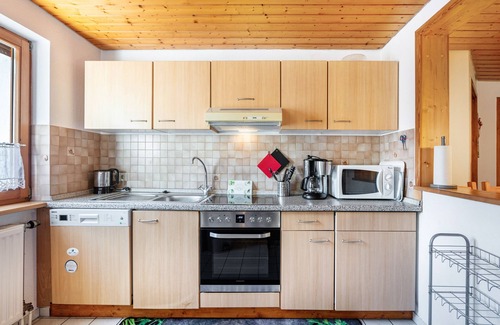 Brandenberg-Fahl Apartment | Holiday Apartment 'Feldbergblick' with Mountain View, Private Terrace and Wi-Fi