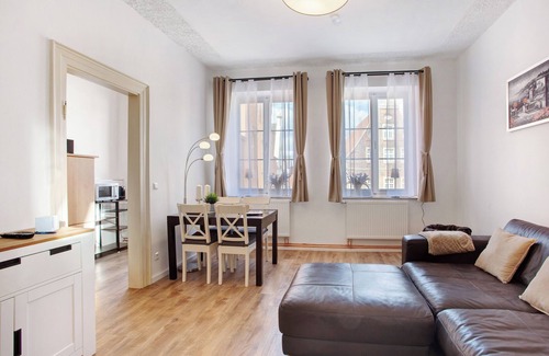 Warendorf Old Town Apartment | Holiday Apartment 'Ferienwohnung Am Marktplatz' with Wi-Fi