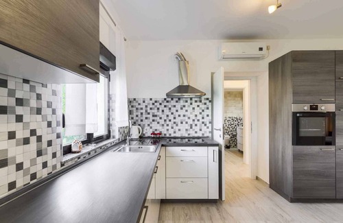 Rtina Apartment | Holiday apartment First realms to the sea