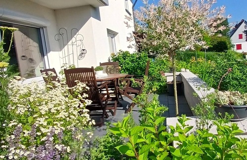 Stockach Apartment | Holiday Apartment 'Flora' with Private Terrace and Wi-Fi