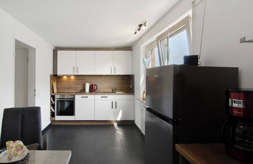 Zetel Apartment | Holiday Apartment 'Goesmann' with Private Terrace and Wi-Fi
