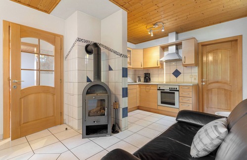 Kutt Apartment | Holiday Apartment "Grüner Ausblick" with Mountain View, Private Terrace
