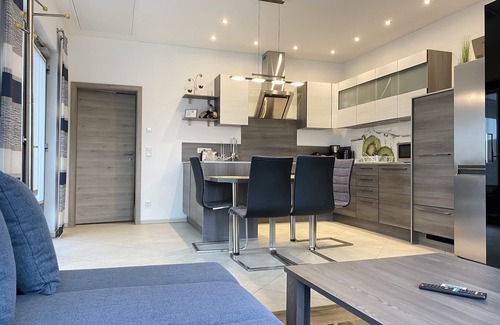 Wackersdorf Apartment | Holiday apartment “Hans” (WA324)
