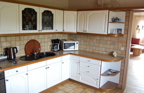 Duppach Apartment | Holiday apartment Haus Handwerk - 4-bed apartment shower/toilet
