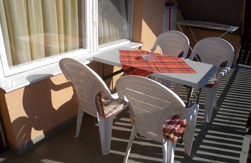Balatonbereny Apartment | Holiday apartment with beautiful garden and gazebo