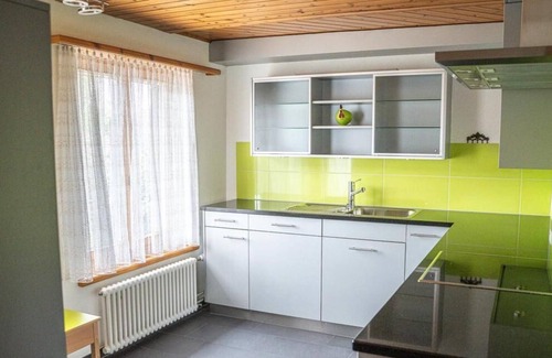Huttlingen Apartment | Holiday apartment Hüttlingen for 2 - 6 persons with 3 bedrooms - Holiday house