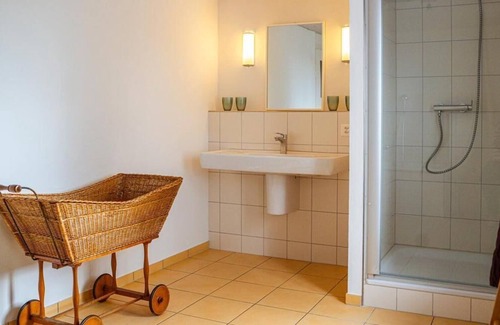 Huttlingen Apartment | Holiday apartment Hüttlingen for 2 - 6 persons with 3 bedrooms - Holiday house