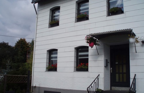 Bruck House | Holiday apartment in the Eifel near Ferienhof Anton
