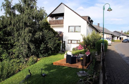 Starkenburg Apartment | Holiday apartment Irmenach for 1 - 6 persons with 2 bedrooms - Holiday apartment