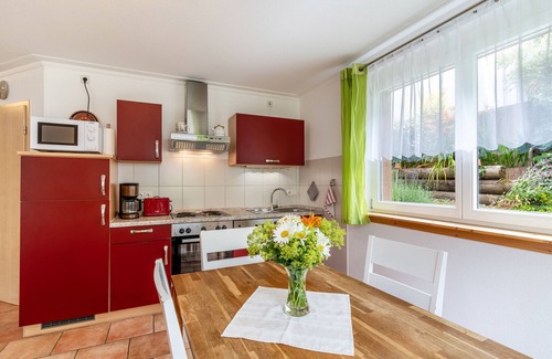 Fautenbach Apartment | Holiday Apartment 'Im Oberdorf' with Terrace, Shared Garden & Wi-Fi