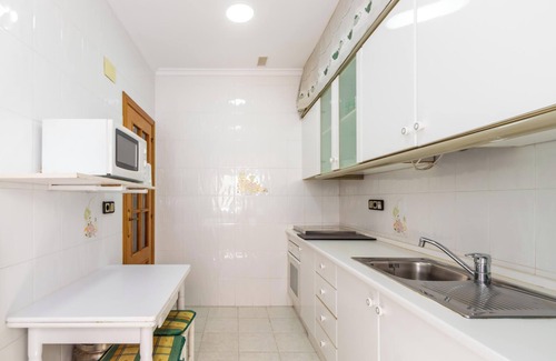 Campoamor Apartment | Holiday Apartment in Alicante with Air Conditioning & WiFi