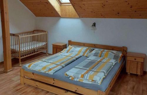 Troskovice House | Holiday apartment in the Trosenka holiday home