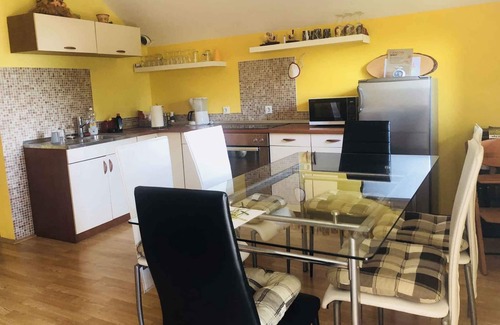 Rozic Vrh Apartment | Holiday apartment in the vineyards and forests, renovated in December 2023