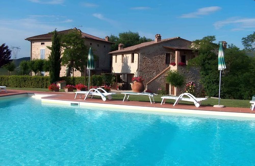 Casole d'Elsa Apartment | Holiday apartment in Tuscan-style