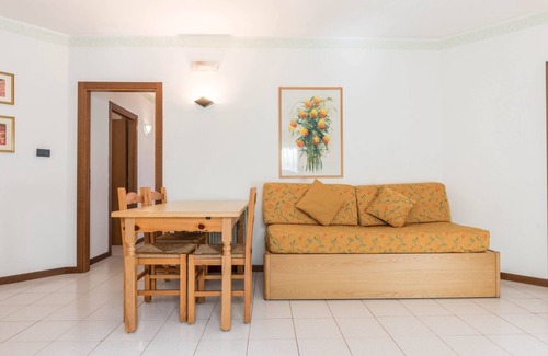 Ponte Arche Apartment | Holiday Apartment "Residence Comano Girasole 1" with Balcony and Wi-Fi