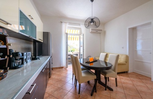Koromacno Apartment | Holiday apartment Koromacno for 1 - 4 persons with 2 bedrooms - Holiday apartment in one or multi-fa