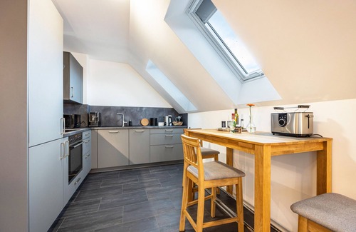 Wasbuttel Apartment | Holiday Apartment "Lampa" with Balcony and Wi-Fi