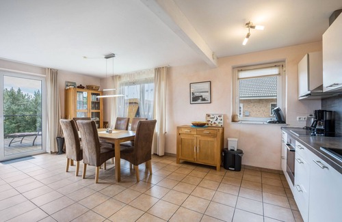 Brenkenhagen Apartment | Holiday Apartment "Lichtblick" with Private Terrace, Private Garden and Wi-Fi