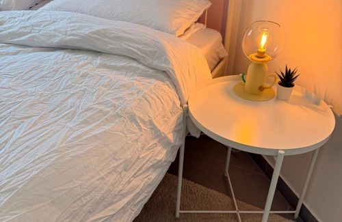 Hirschaid Apartment | Holiday Apartment 'Lieblingszeit' with Wi-Fi