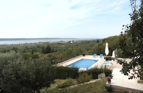 Ljubac Apartment | Holiday apartment Ljubač for 4 - 6 persons with 2 bedrooms - Holiday apartment