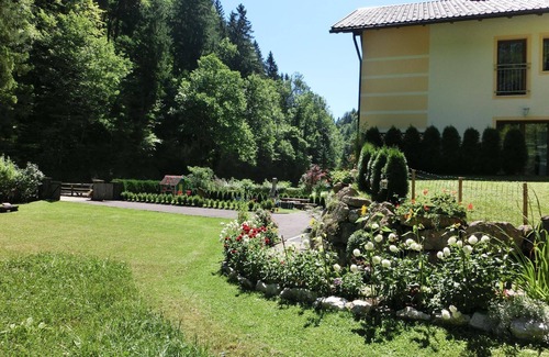 Loich House | Holiday apartment Loich for 2 - 4 persons with 2 bedrooms - Holiday house