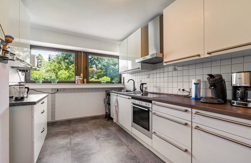 Luedenscheid Apartment | Holiday Apartment 'My Cocoon' with Private Terrace and Wi-Fi