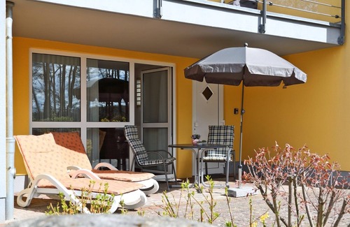 Muritz Apartment | Holiday Apartment 'Maribell Jabel' with Lake View, Terrace and Wi-Fi