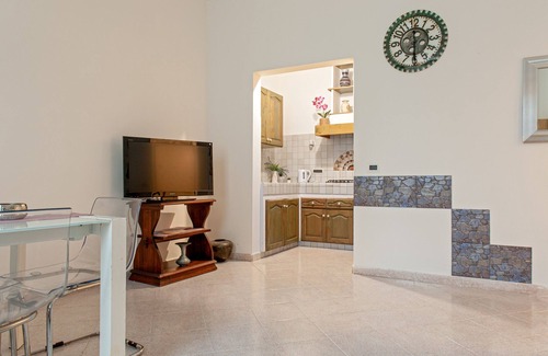 Livorno Apartment | Holiday Apartment 'MeM I Navicelli' with Highspeed Wi-Fi