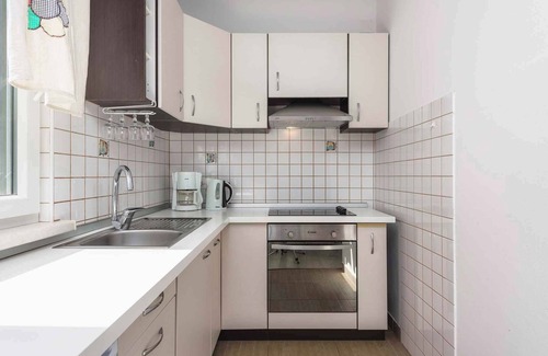 Đuba Apartment | Holiday apartment mit Terrasse und Klimaanlage