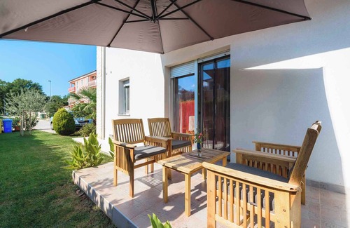 Đuba Apartment | Holiday apartment mit Terrasse und Klimaanlage