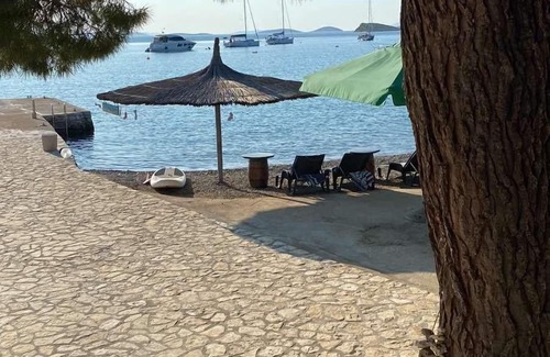 Kornati Apartment | Holiday apartment Murter (Ort) for 1 - 4 persons with 2 bedrooms - Holiday apartment