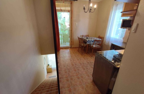 Siofok Aranypart Apartment | Holiday apartment near the beach with wifi