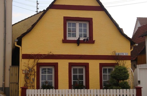 Neustadt-Geinsheim Apartment | Holiday apartment Neustadt for 1 - 2 persons with 1 bedroom - Holiday apartment