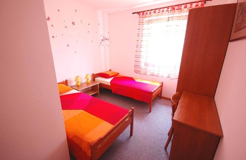 Njivice Apartment | Holiday apartment Njivice for 1 - 6 persons with 3 bedrooms - Holiday apartment
