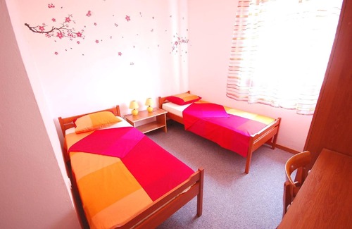 Njivice Apartment | Holiday apartment Njivice for 1 - 6 persons with 3 bedrooms - Holiday apartment