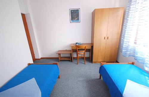 Njivice Apartment | Holiday apartment Njivice for 1 - 6 persons with 3 bedrooms - Holiday apartment