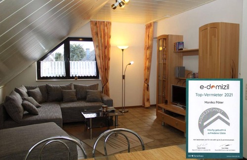 Sterkrade-Nord Apartment | Holiday apartment Oberhausen for 1 - 4 persons with 2 bedrooms - Row house
