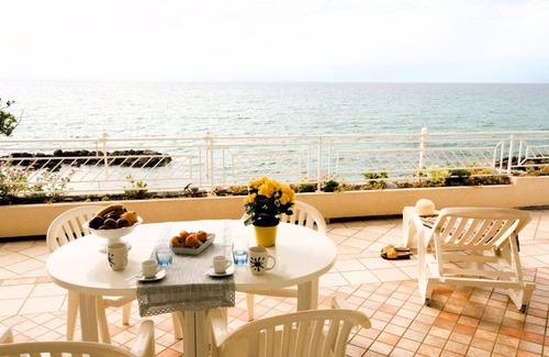 Pizzo Apartment | Holiday apartment Pizzo for 1 - 6 persons with 3 bedrooms - Twin house