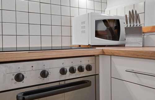 Feldthurns Apartment | Holiday Apartment “Rafaser - Albina” with Mountain View & Wi-Fi