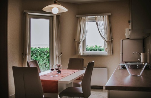 Ravni House | Holiday apartment Ravni for 1 - 4 persons with 2 bedrooms - Holiday house