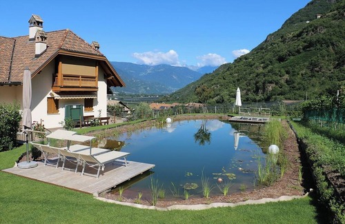 Terlano Apartment | Holiday Apartment "Rosengartnerhof Gantkofel" with Mountain View, Shared Pool & Wi-Fi