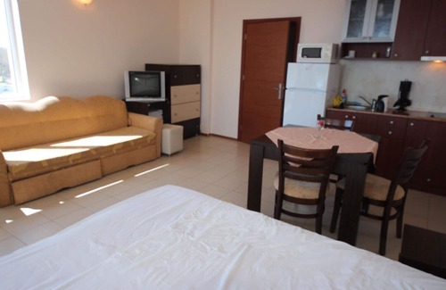Chaika Apartment | Holiday apartment Sonnenstrand for 1 - 4 persons - Holiday apartment