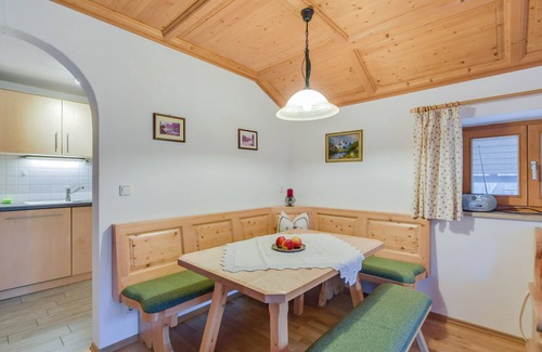 Wackersberg Apartment | Holiday Apartment "Sommerwind" with Mountain View, Garden & Balcony