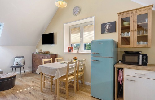 Alt Zeschdorf Apartment | Holiday Apartment 'Schafstube' with Shared Terrace, Shared Garden and Wi-Fi